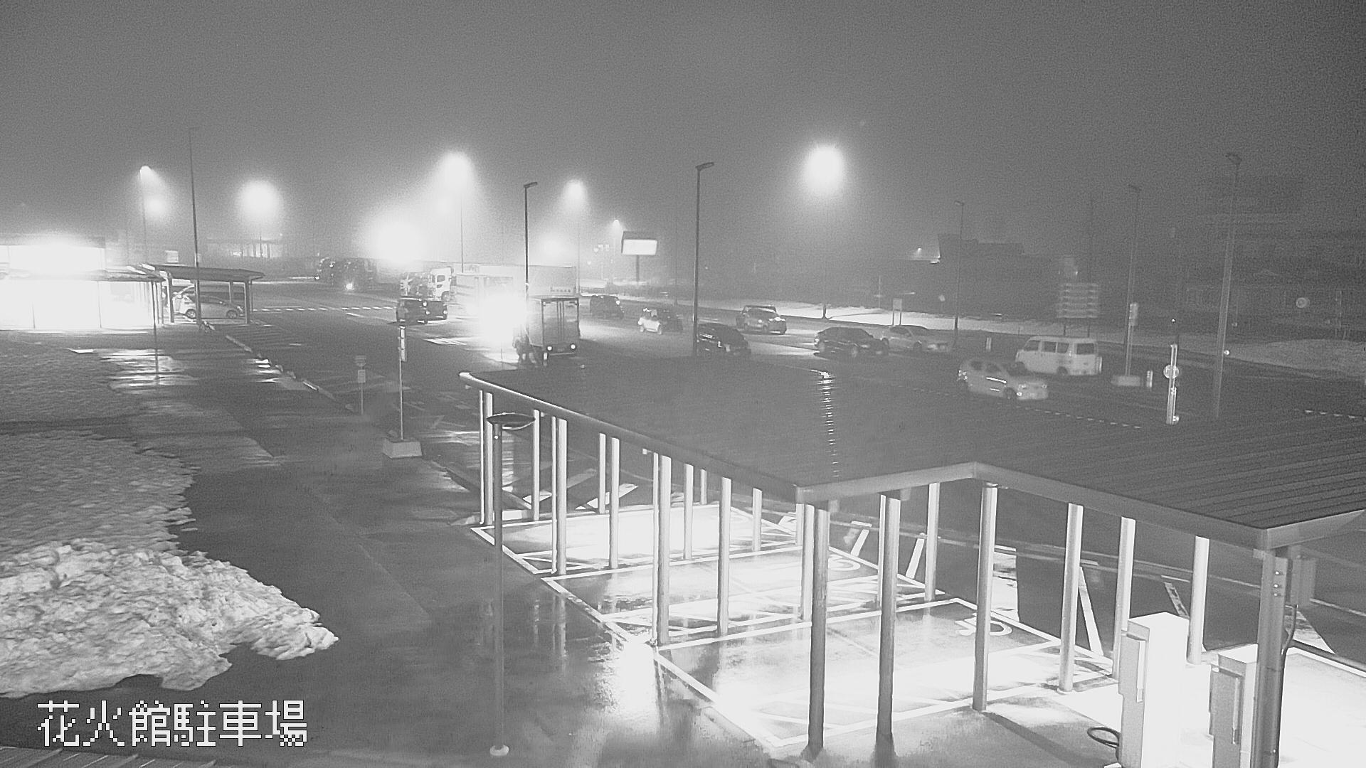 花火館駐車場