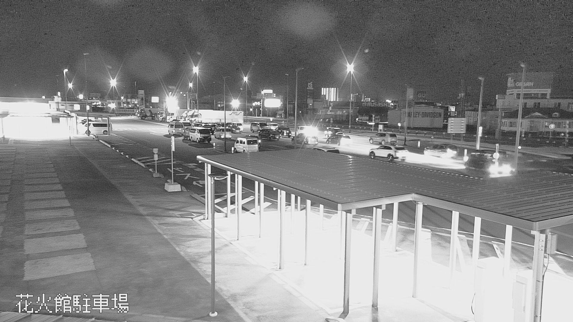 花火館駐車場